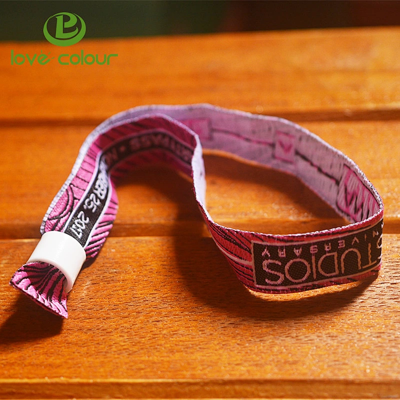 Promotion gift custom polyester fabric wristband with plastic lock