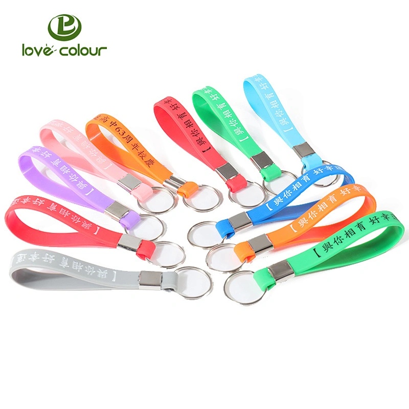 Cute personalized custom rubber wristband silicone keychain for keys