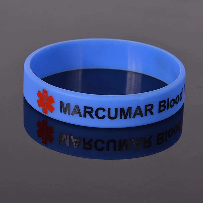 Custom new silicone hand band bracelet/silicone wristband with keyring