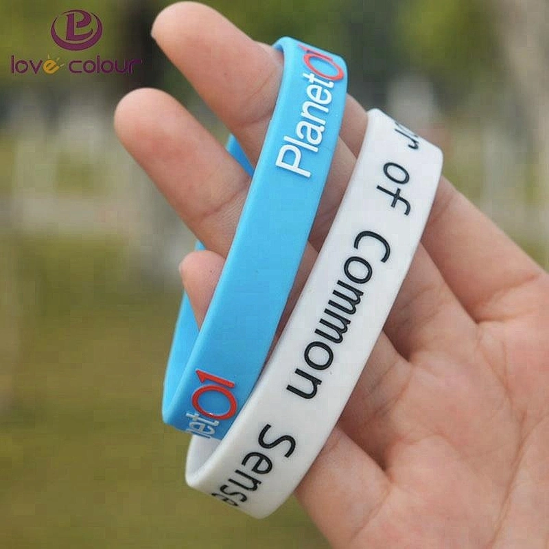 Flexible Soft stylish custom silicone bracelets for wholesale