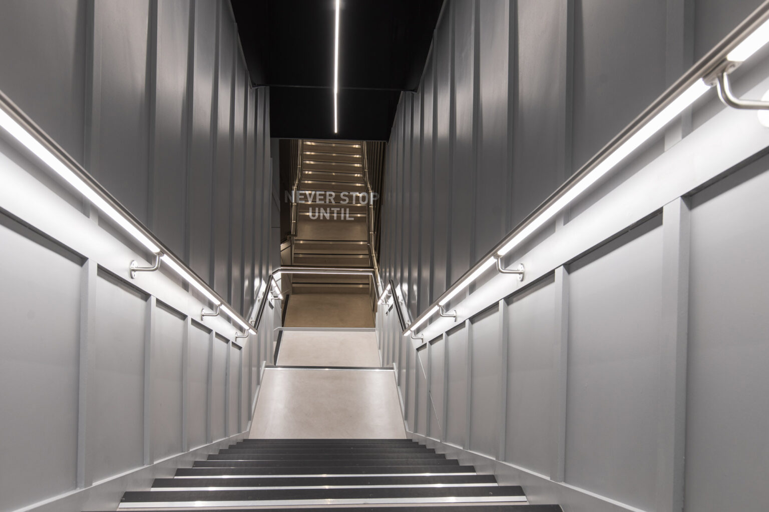 escalator LED lighting