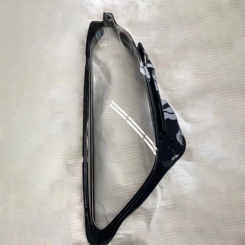 TIEAUR New Style Car Transparent Black border Headlight Lens Cover for S60 18-22