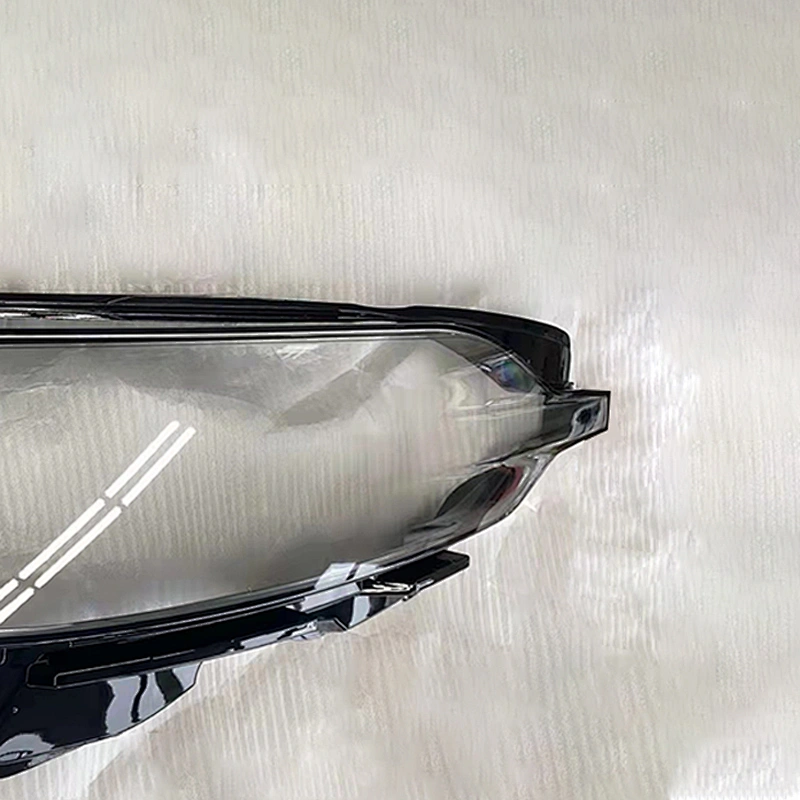 TIEAUR New Style Car Transparent Black border Headlight Lens Cover for S60 18-22