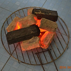HQBQ0004 HQ Best Charcoal High Heating value Bamboo Sawdust BBQ Charcoal for Chafing