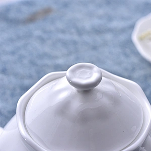 P&T Royal Ware wholesale elegant European style white ceramic teapot for restaurant