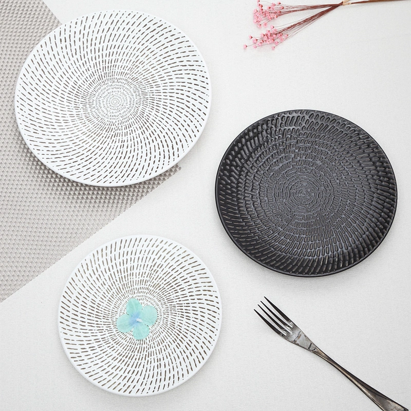 european style black ceramic commercial dinner plates used in restaurant