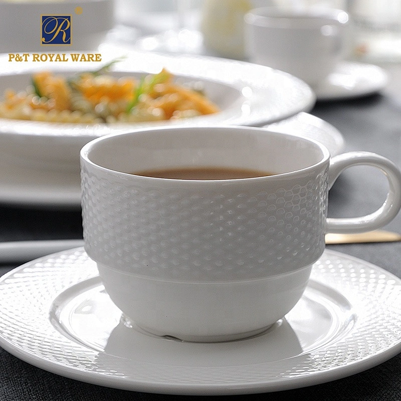 wholesale high quality 2020 elegant hotel hall banquet catering crockery set white porcelain dinner set crockery dinner sets