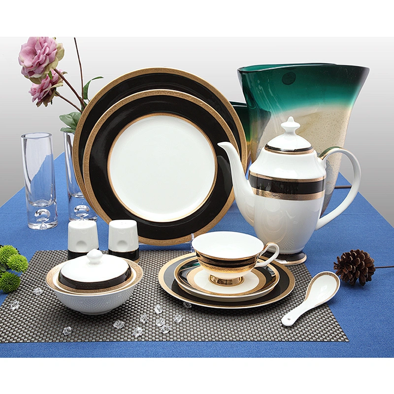 Bone China Manufacturer High Quality Embossed Golden Decal Plates Bone China Hotel Tableware Luxurious Event Catering Dinnerware