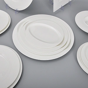 Factory high quality western style porcelain dinner set tableware microwave oven safe hotel white bone china dinnerware set