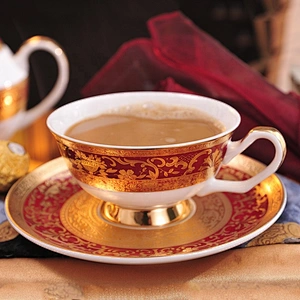 P&T Royal Ware factory wholesale custom ceramic bone china tea cup and saucer