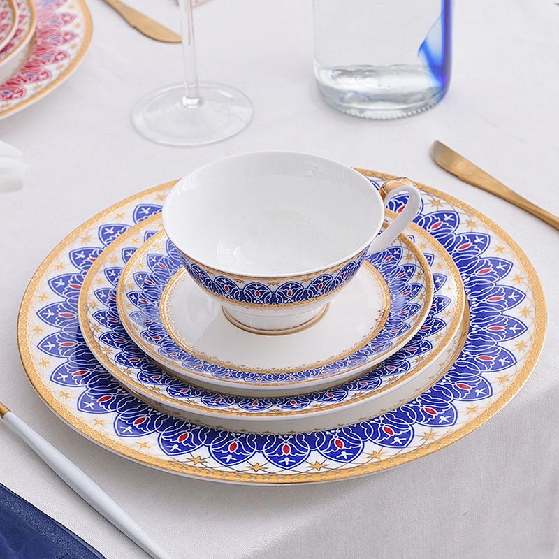wholesale luxury restaurant color ceramic dinnerware china dinner sets with gold trim