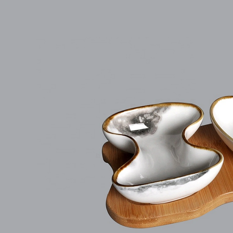 wholesale custom hotel restaurant glazed porcelain ceramic heart plate