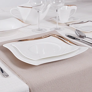 P&T Fantastic Style Wedding Event Bone China Dinner Plate, Dinner Plates Ceramic Set Luxury Gold Edge for Hotel