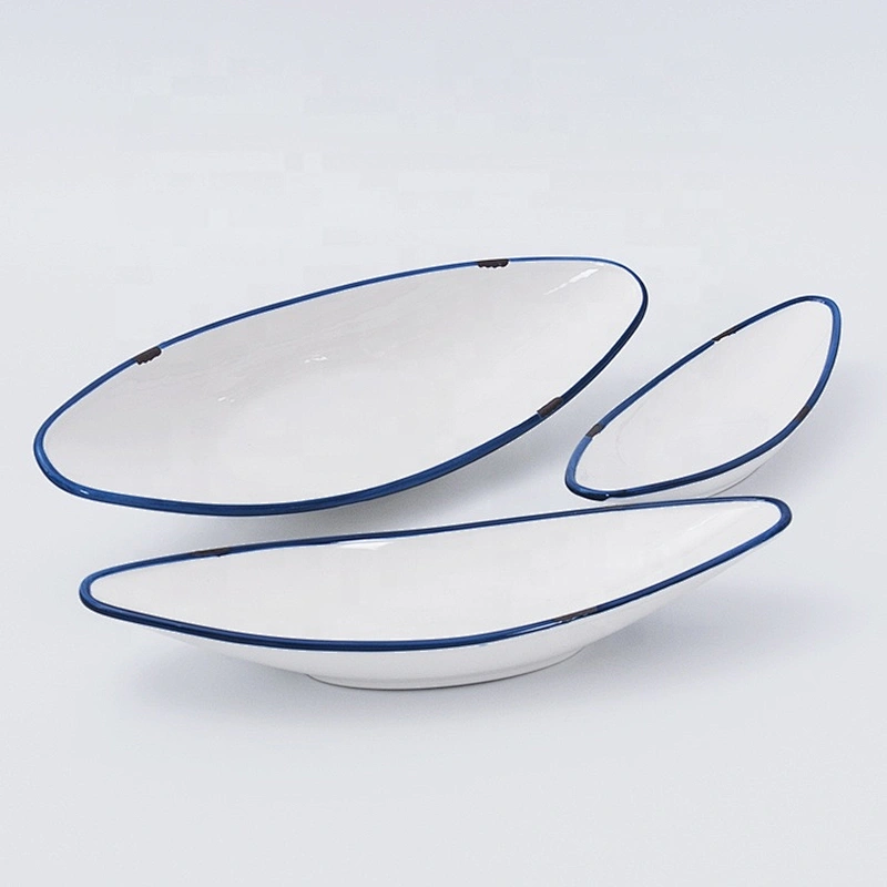 Wholesale Restaurant Fruit Snack Porcelain Boat Shape Ceramic Plate