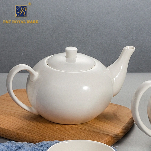 P&T Royal Ware White 500ml Porcelain Teapot Coffee Pot with Lid