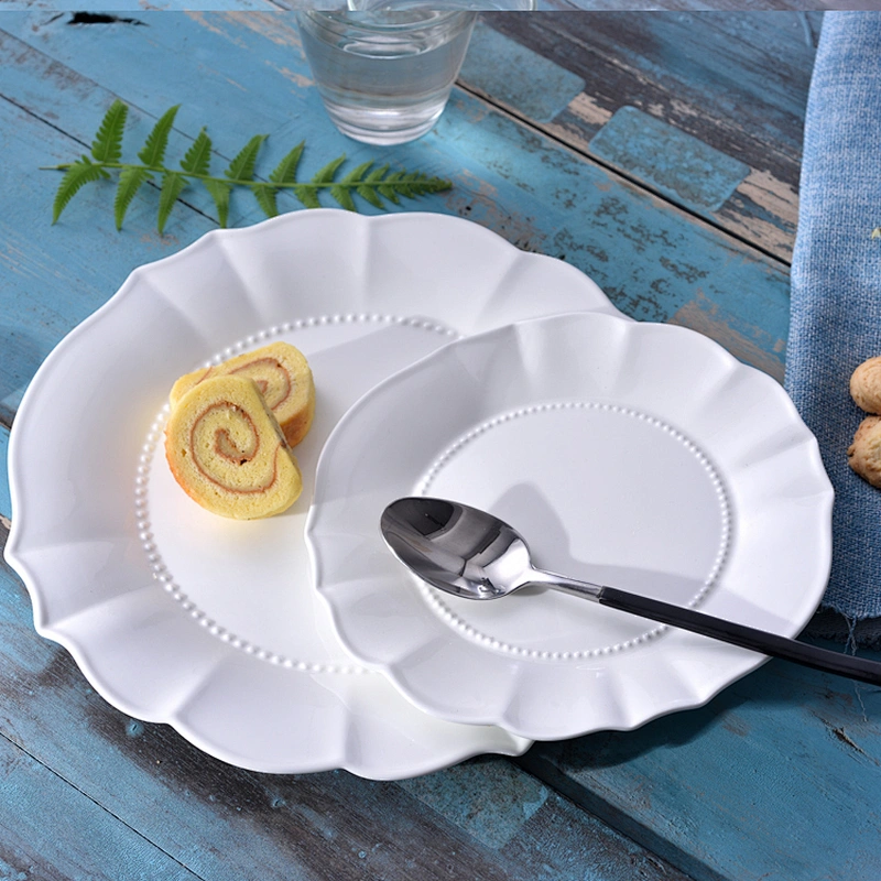 wholesale unique round floral flower edge white bone china ceramic wedding dinner plate for restaurant