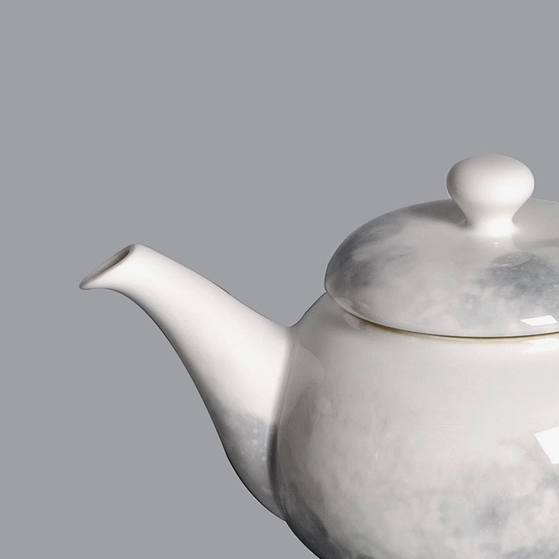 P&T Royal Ware factory wholesale new design round 750ml glazed porcelain ceramic tea pot