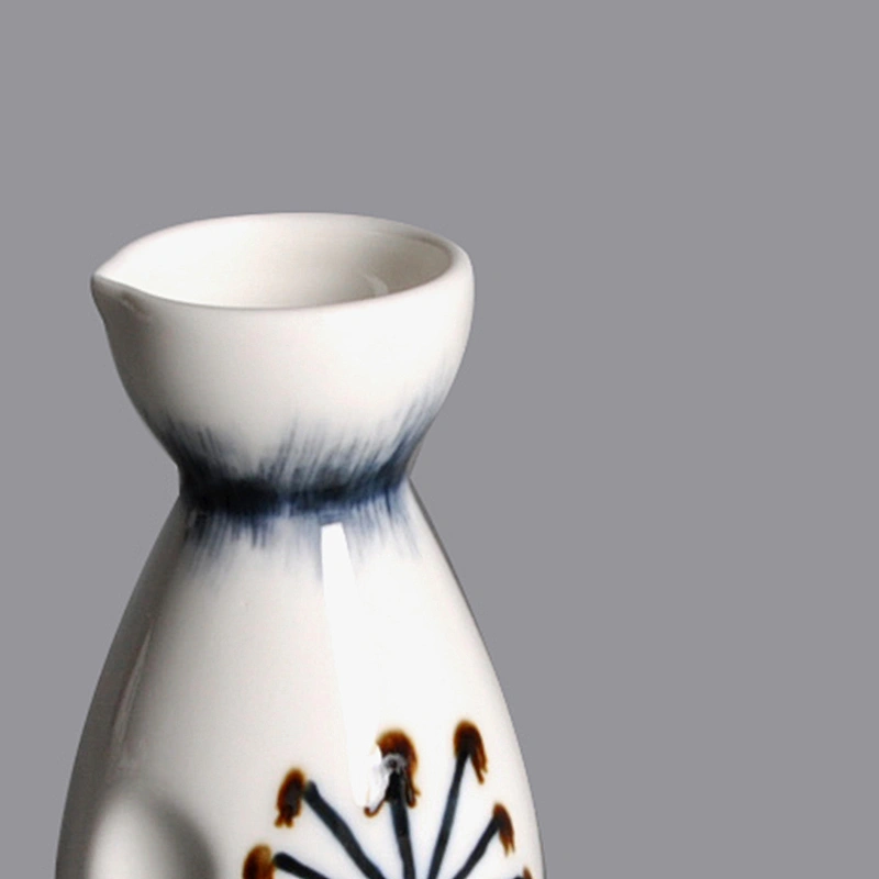 wholesale restaurant hotel japanese style porcelain wine jug ceramic sake bottle