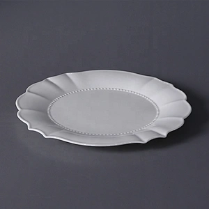 wholesale unique round floral flower edge white bone china ceramic wedding dinner plate for restaurant