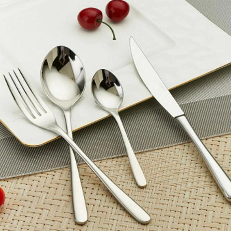 P&T Stainless Steel Silver and Gold Cutlery Set for Hotel