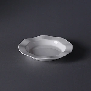 P&T Royal Ware porcelain tableware catering dinner plates hotel ware