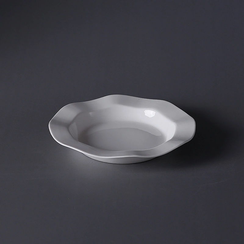 P&T Royal Ware porcelain tableware catering dinner plates hotel ware
