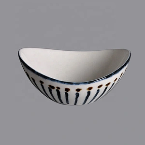 wholesale custom ceramic porcelain oval boat shape ramen cereal bowl for Restaurant