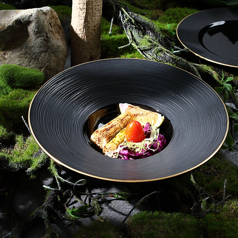 Elegant Matt Black with Gold Rim Restaurant Hotel Deep Soup Plate Ceramic Pasta Plate for Dinnerware