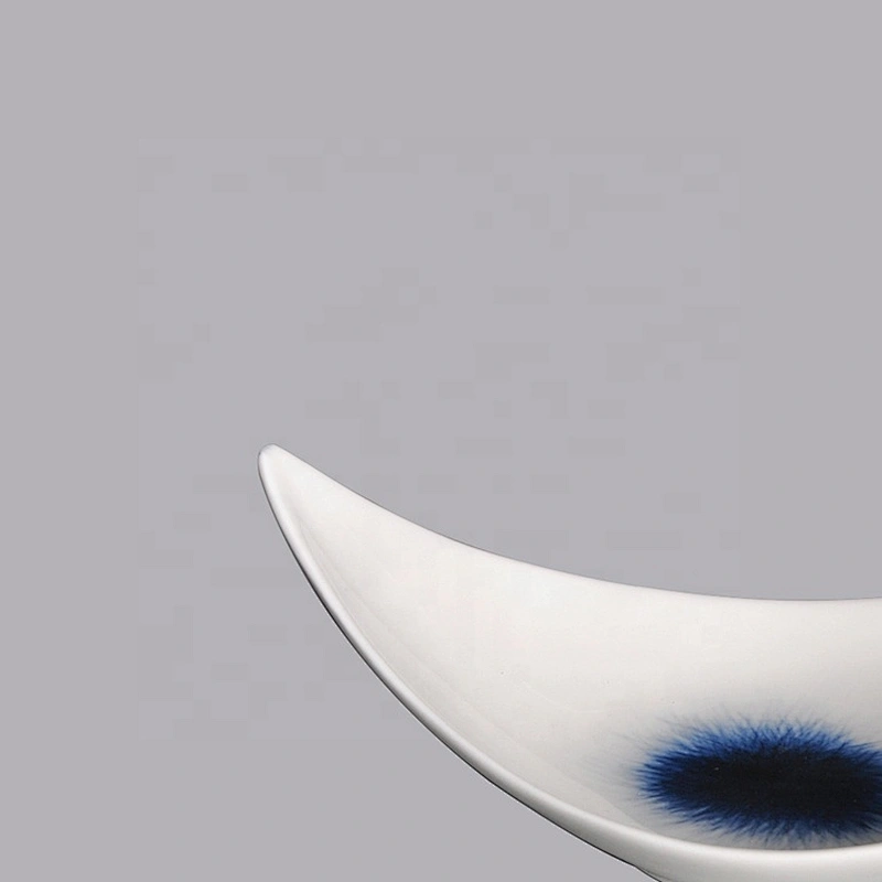 Wholesale restaurant hotel glazed porcelain ceramic japanese boat shape dessert plates