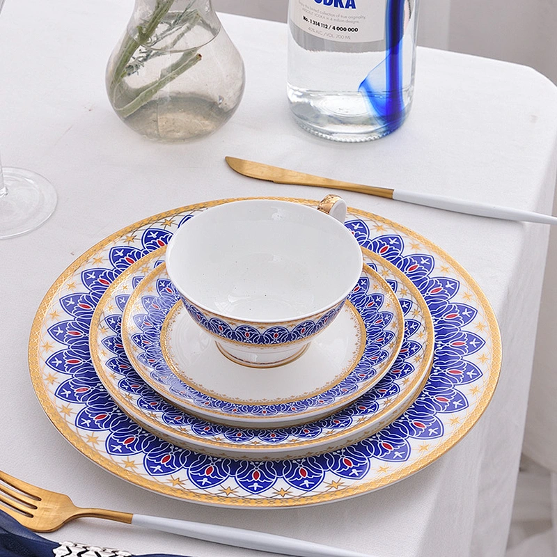 wholesale luxury restaurant color ceramic dinnerware china dinner sets with gold trim