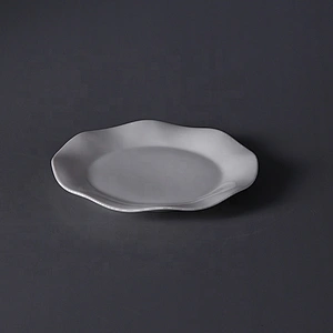 Hight Quality white round porcelain dish plate ceramic flat plate for breakfast dessert