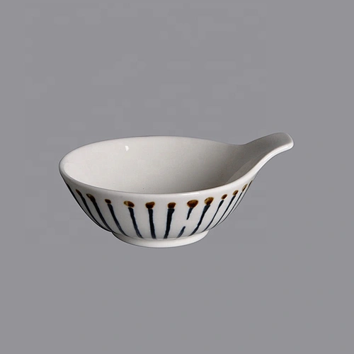 wholesale round porcelain ceramic noodle rice batter cereal bowl with handle