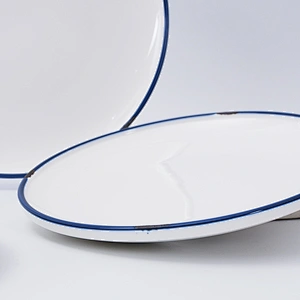 Custom Logo Cheap Unique Design Blue Edge Round Flat Restaurant Ceramic Plates Dishes
