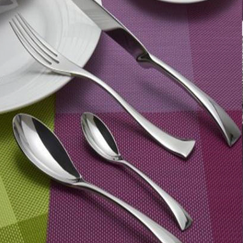 P&T Stainless Steel Silver and Gold Cutlery Set for Hotel