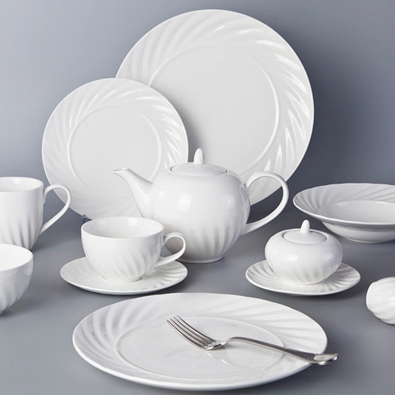 manufacturer wholesale luxury 10.5 inch round white restaurant porcelain ceramic dinner plate for wedding