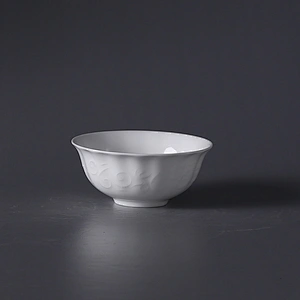 Luxury porcelain dinnerware set hot sale white bone china dinner set for pakistan