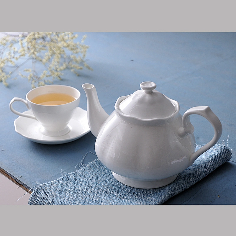 P&T Royal Ware wholesale elegant European style white ceramic teapot for restaurant