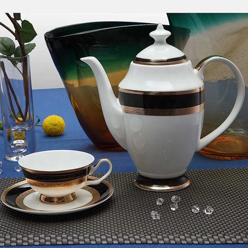 P&T Royal Ware factory wholesale restaurant hotel ceramic bone china golden dinnerware set