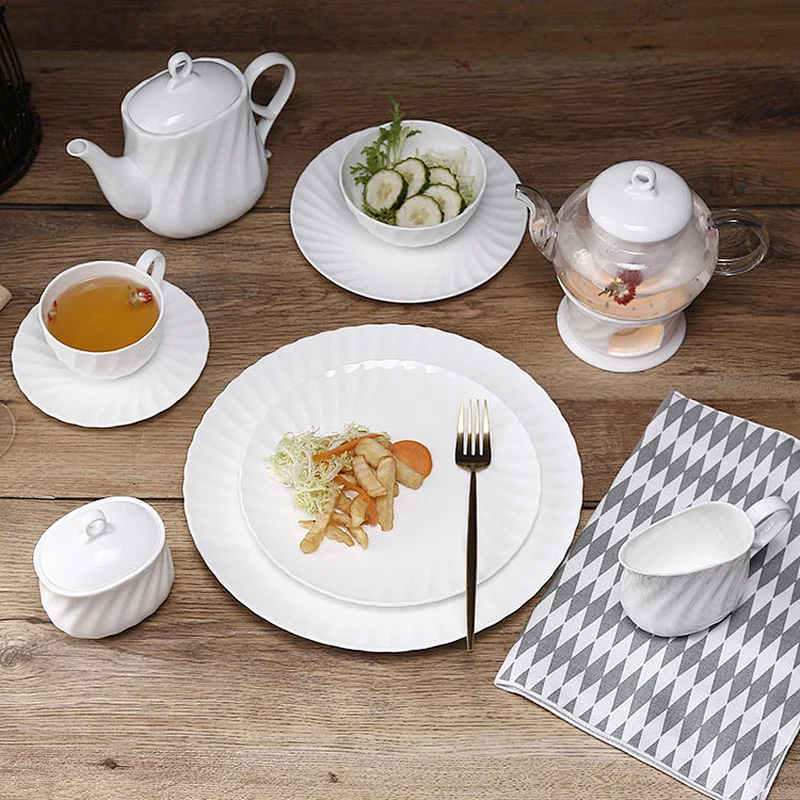 P&T Royal Ware Modern Embossed Waved White Luxury Ceramic Dinnerware Bone China Dinner Set