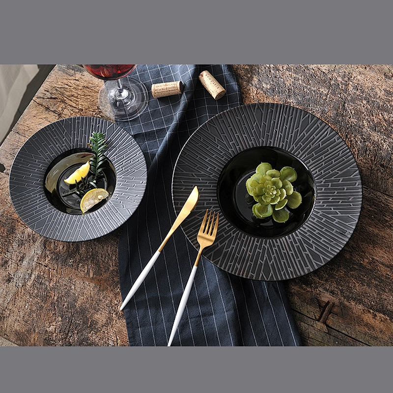 Royal Ware black restaurant matte black ceramic dinner plate