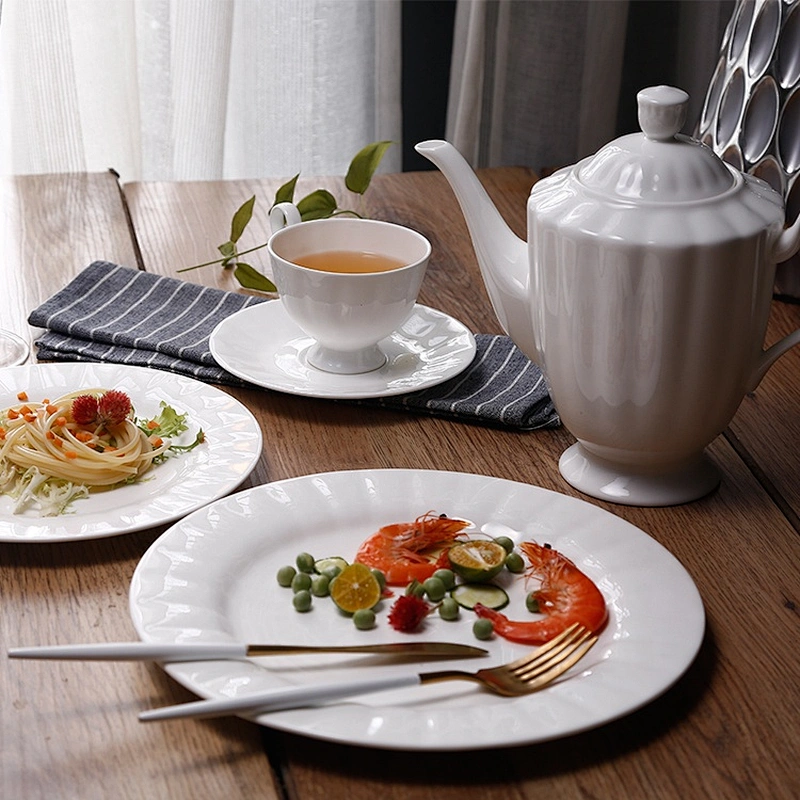 White bone china dinnerware dinner set for restaurant hotel