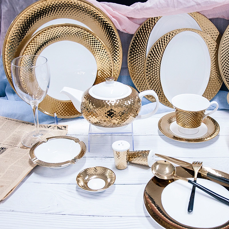 new luxury bone china golden inside oval  gold rim ceramic gold charger plates for wedding decoration