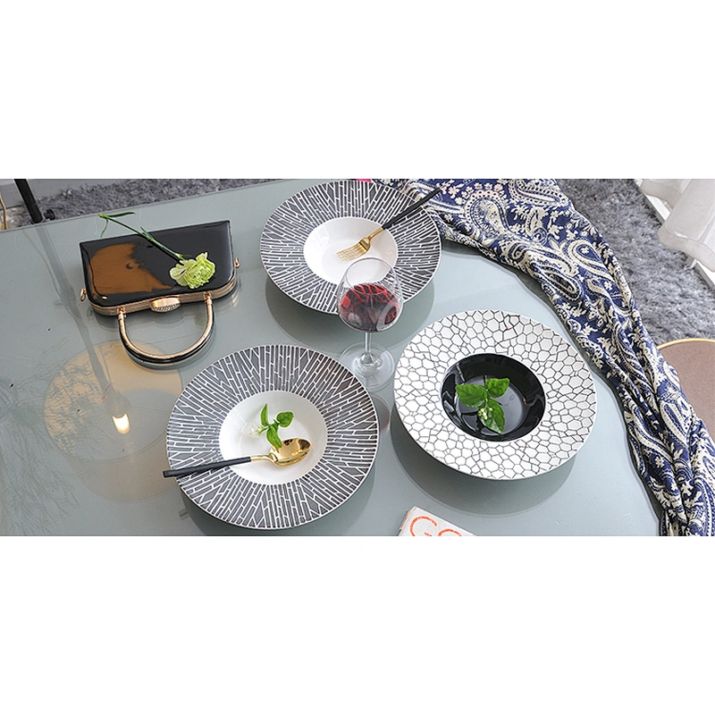 Black bottom white line pasta dish plate