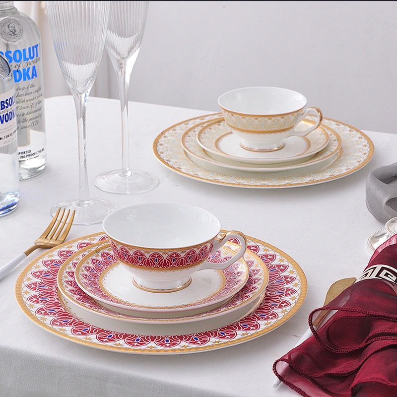 P&T Royal Ware luxury ceramic decal floral pattern round restaurant plate