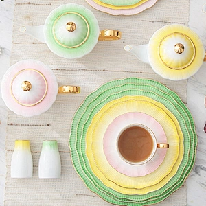 European Design Dinnerware Bone China Colored Plates Luxury Hotel Tableware Wholesale Price Restaurant Porcelain Plates