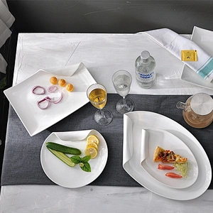 China supplier white tableware wholesale square porcelain ceramic dinner plates set for wedding