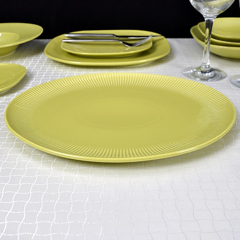 P&T Royal Ware Latest Design Porcelain Dinnerware Restaurant Flat Oval Fish Shape Dinner Plate