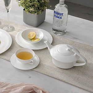 P&T Royal Ware wholesale custom bone china reusable white ceramic coffee cup