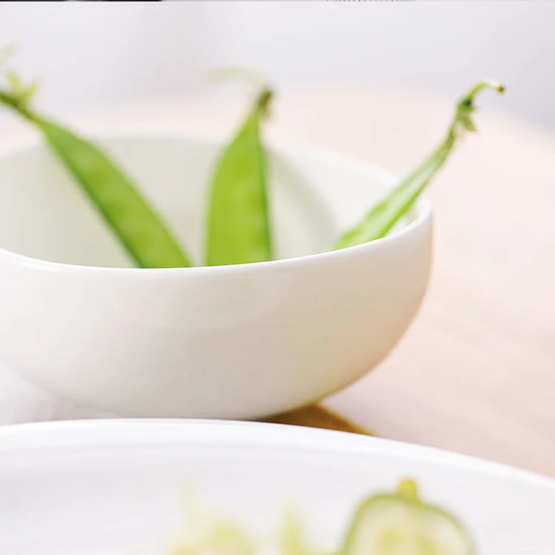 European Style White Ceramic Oval Fruit Mixing Salad Bowl For Restaurant