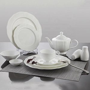 wholesale luxury white wedding ceramic bone china round resturant plates dinner
